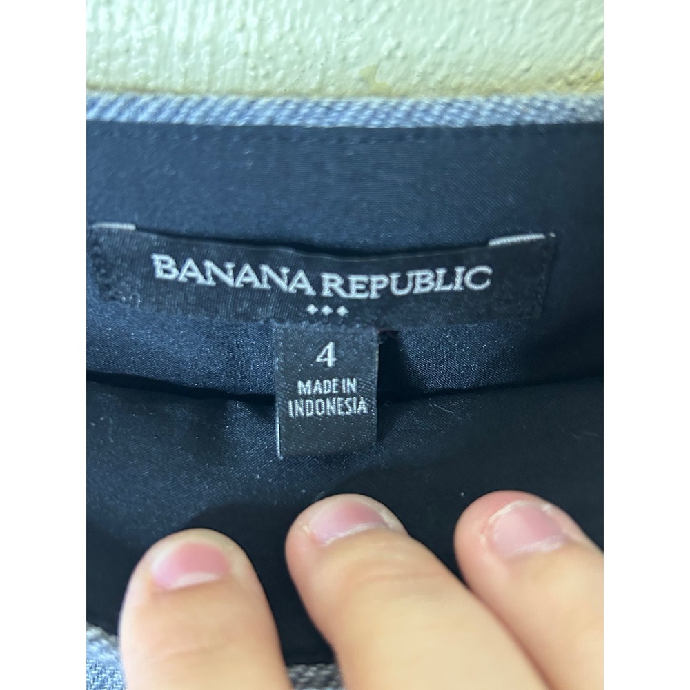 Banana Republic Gray Wool Blend Side Button Mini Skirt Size 4 Tailored A-Line - Picture 3 of 4